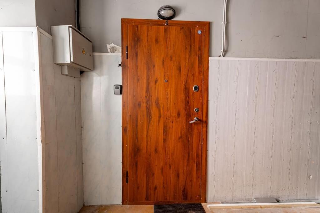 Modern Flat In Old Town Kaunas - Free Parking & Self Check-In Екстериор снимка